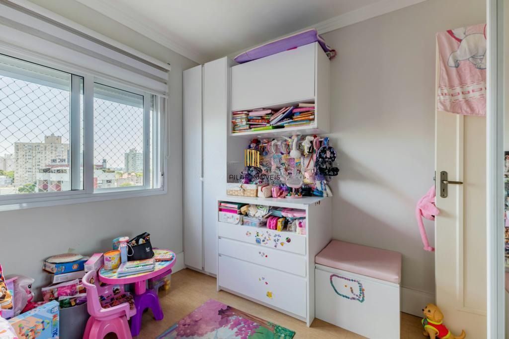 Apto 2 dorms c/ suíte, churrasqueira e 2 vagas no Passo da Areia