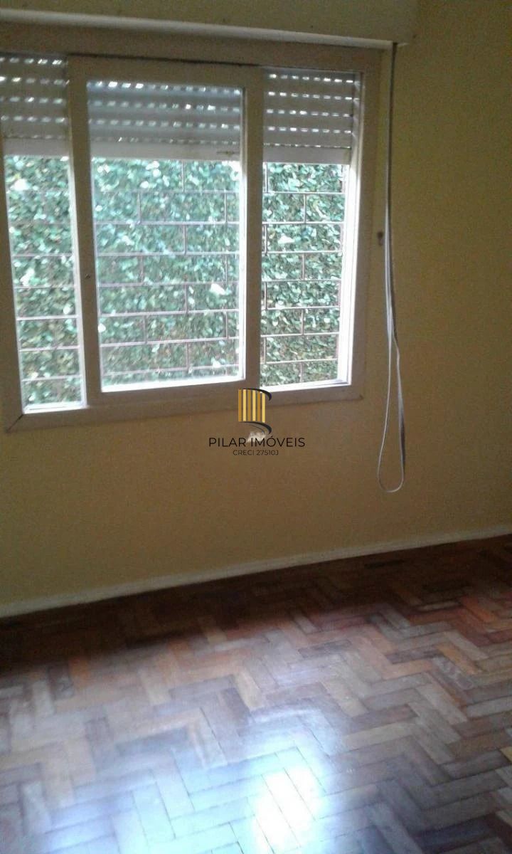 Casa com 3 quartos, espaço gourmet  com churrasqueira - Jardim Leopoldina