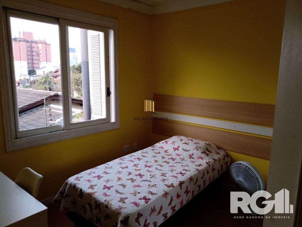 Casa de Condomínio 4 dormitórios no bairro Chácara das Pedras