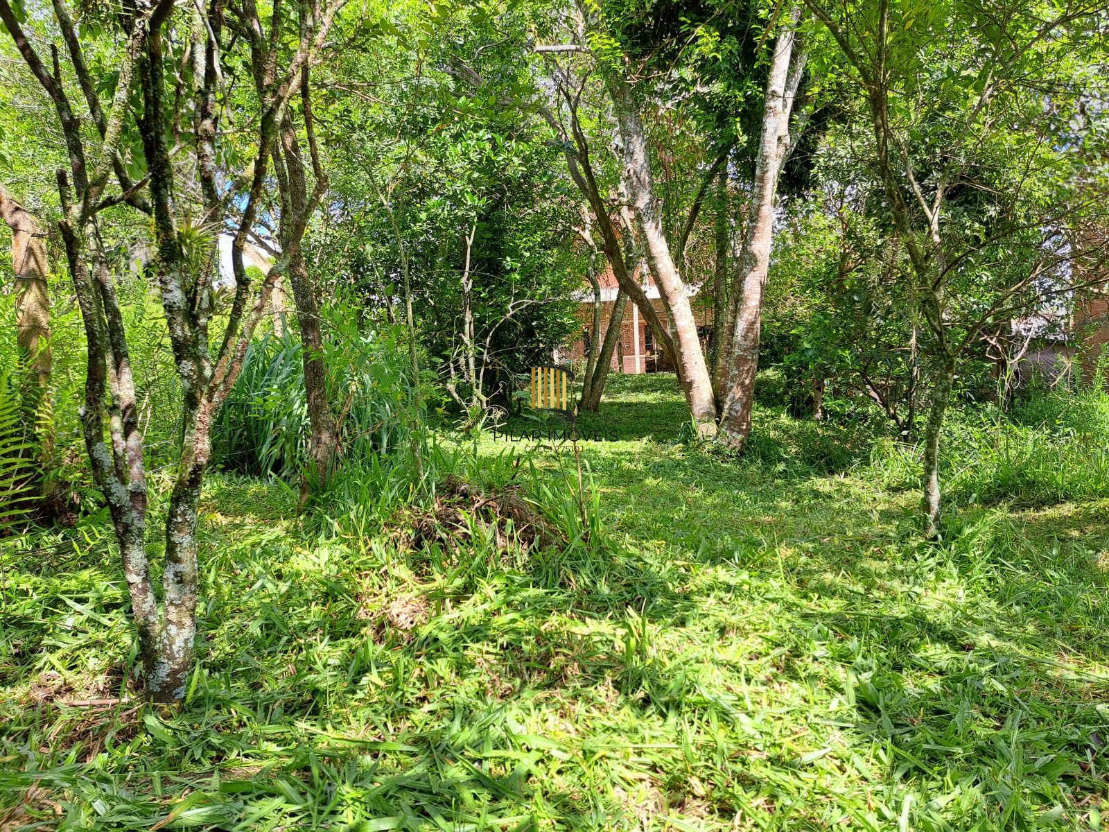 Sobrado 200m² privativos, 4 dormitórios 1 suíte e 2 vagas cobertas - Gravataí