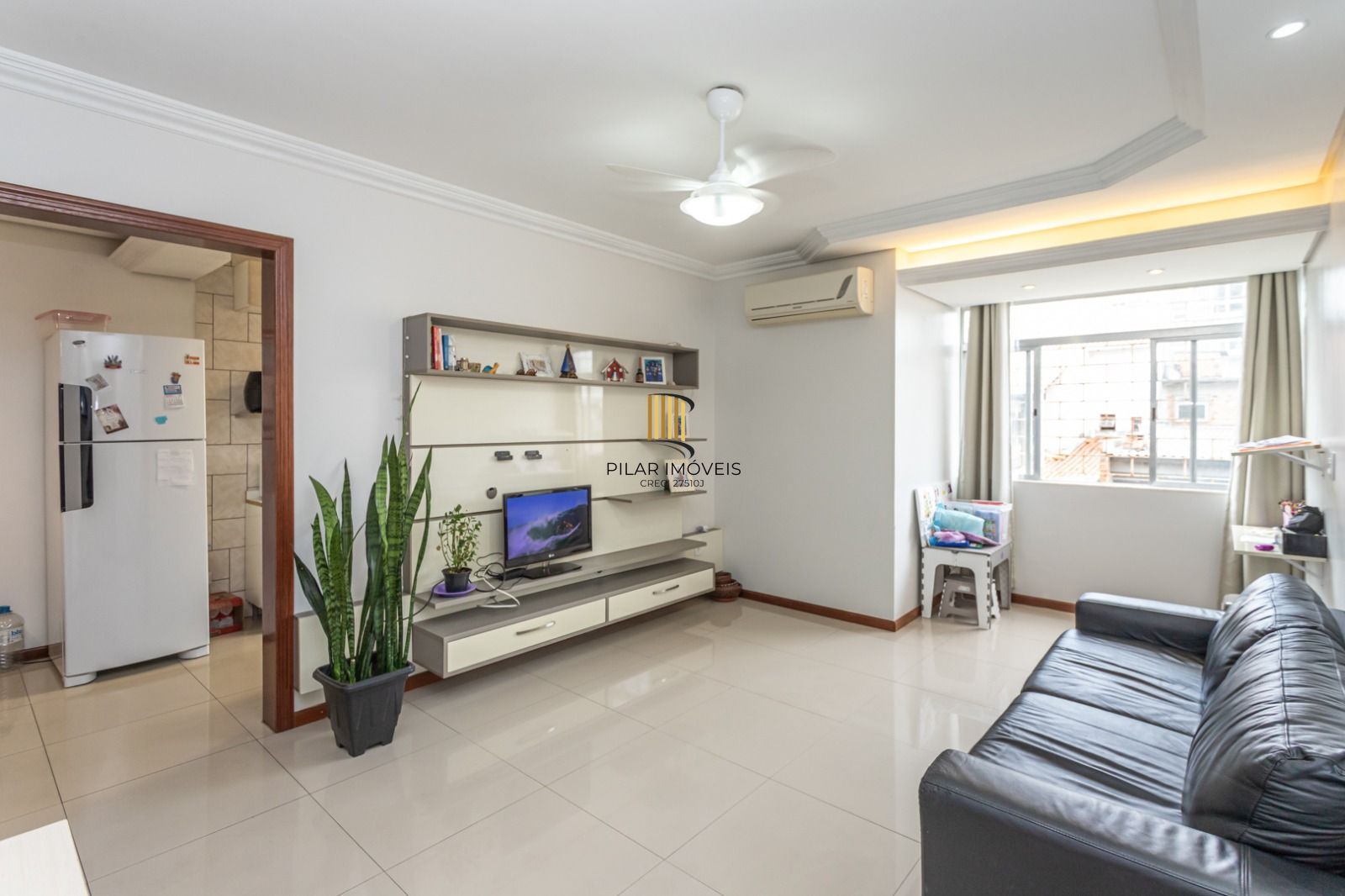 Apartamento MOBILIADO - 03 dormitórios,