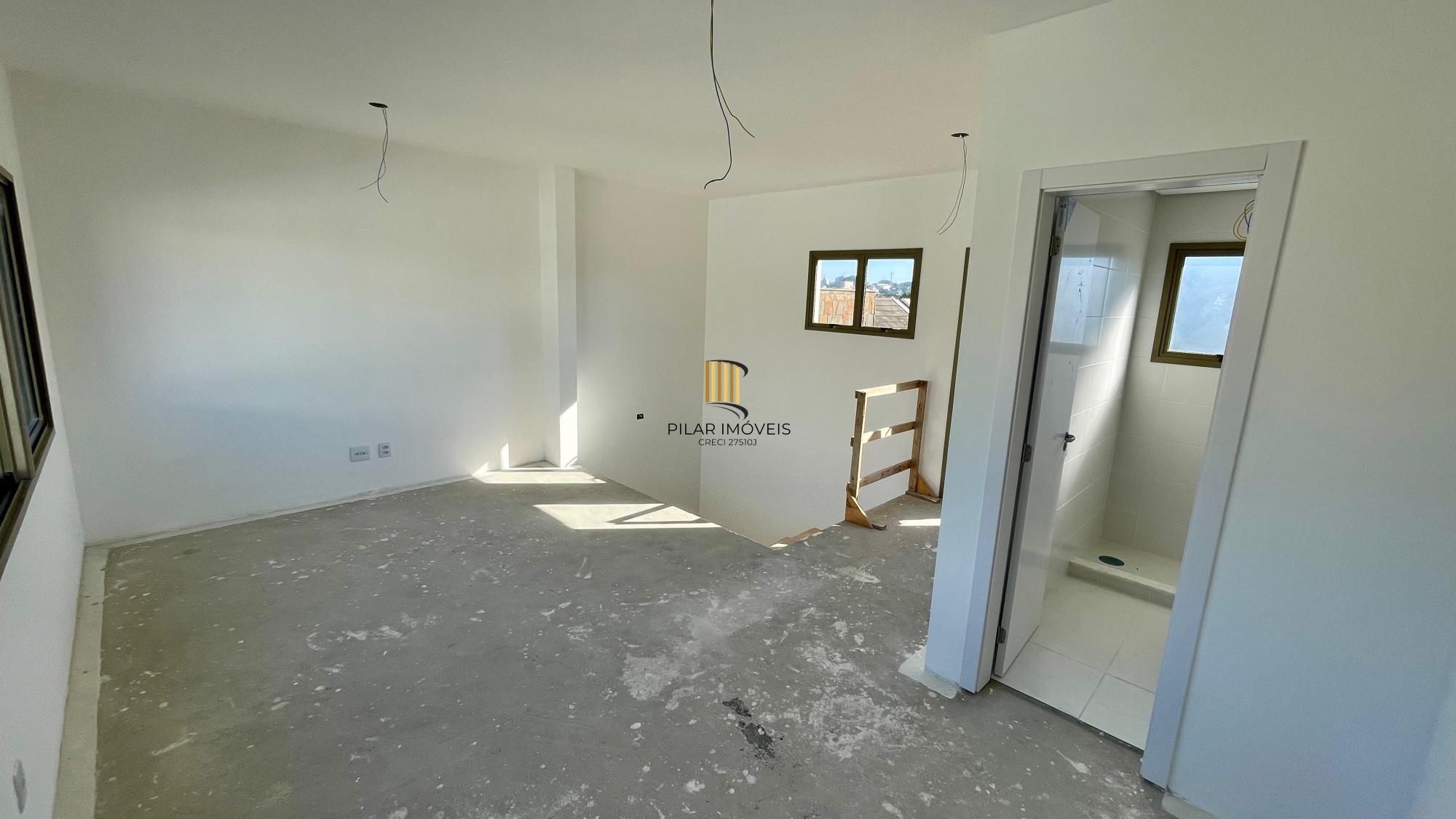 Casa em Condomínio com Terraço e Lazer Completo