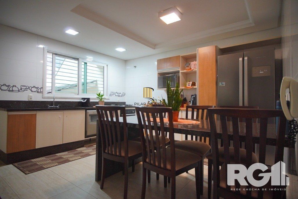 Casa 3 dormitórios no bairro Jardim Lindóia