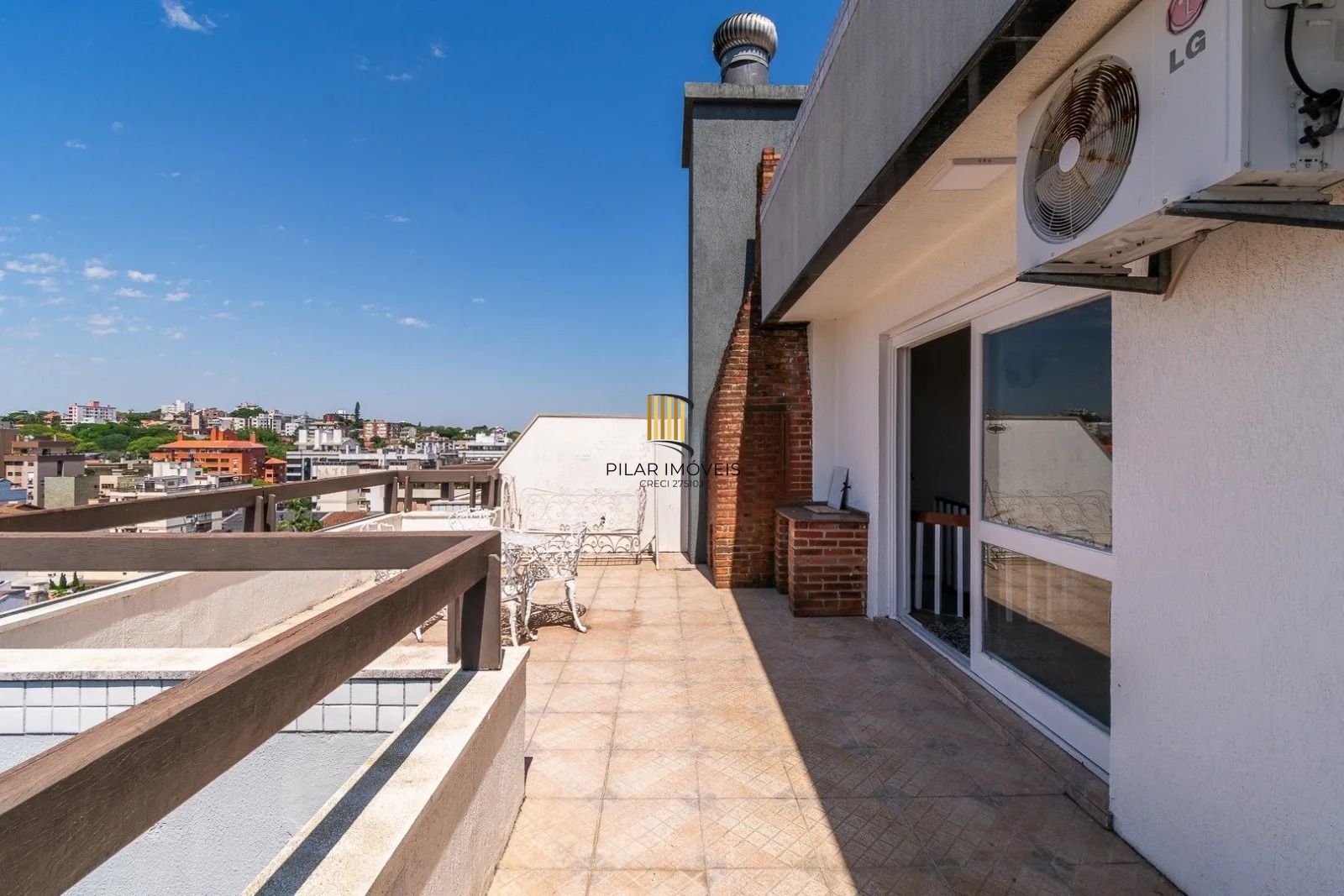 Cobertura com 3 dorm 189m² privativos 2 vagas individuais -  Jardim Lindóia