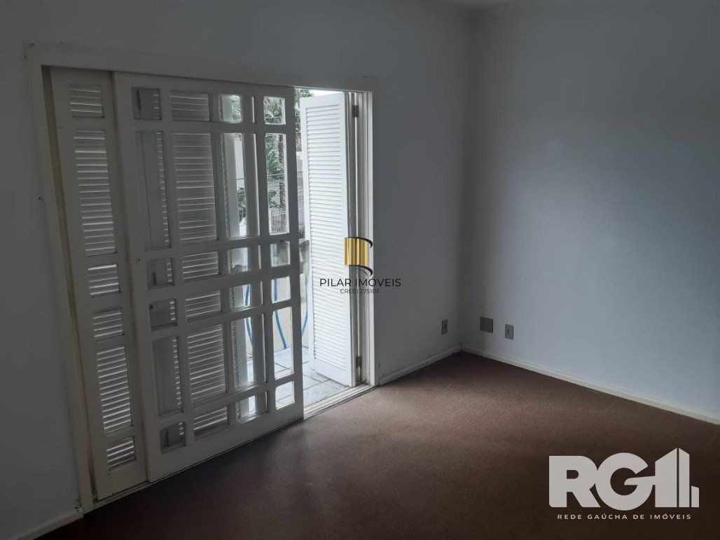Sobrado 2 dormitórios no bairro Jardim Itu