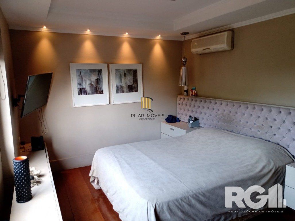 Casa 4 dormitórios no bairro Jardim Itu