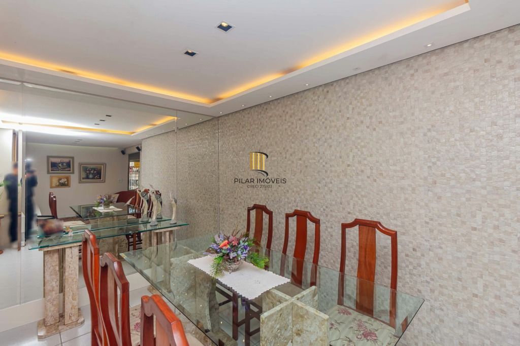 Casa 3 dormitórios, 2 suítes, piscina