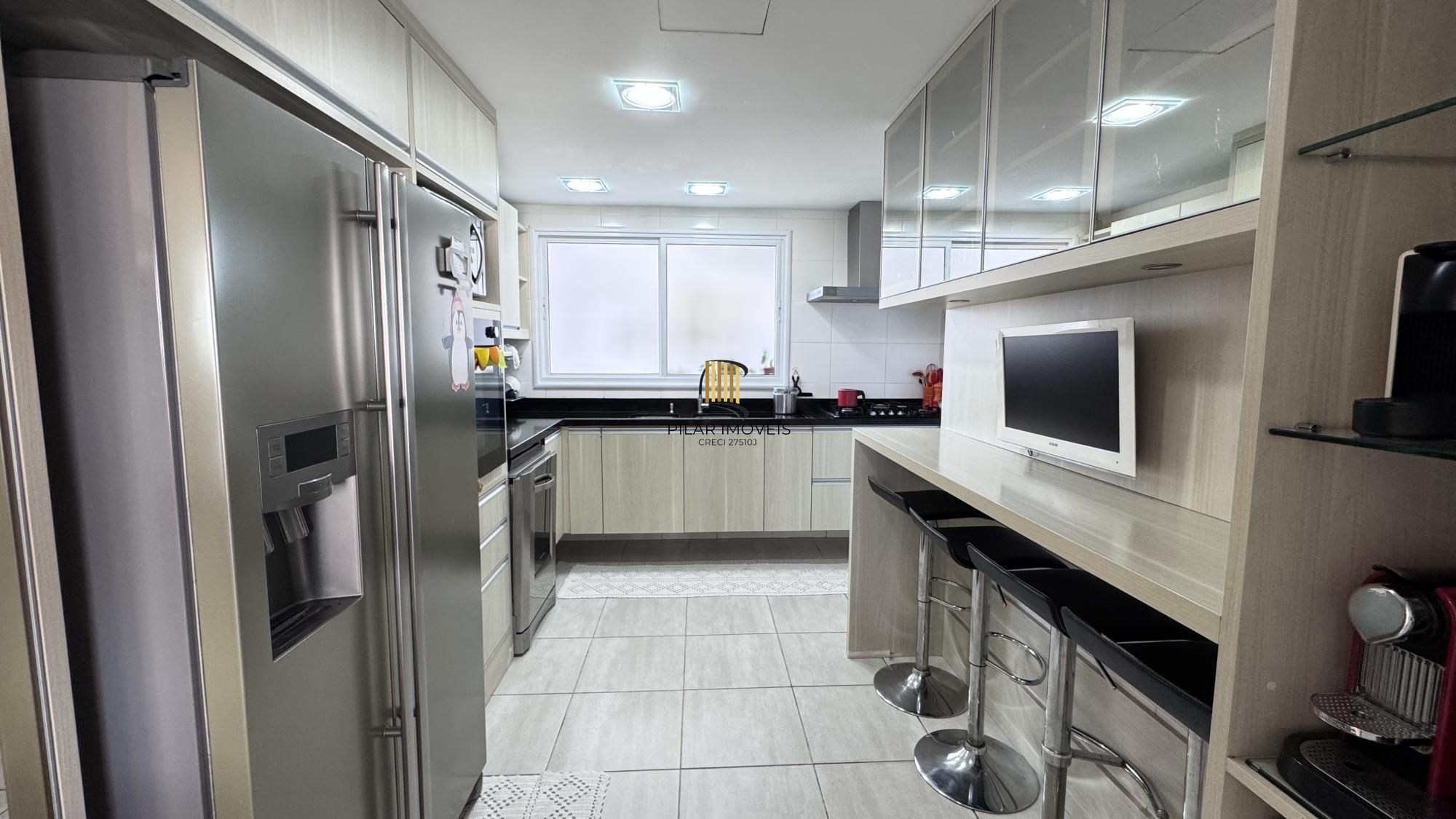 Apartamento no Condomínio Oslo com 3 Suítes à Venda no Jardim Europa