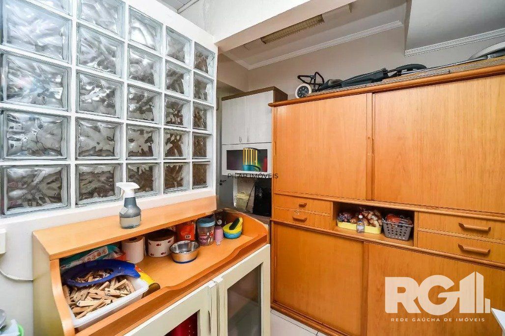 Apartamento 3 dormitórios no bairro Sarandi