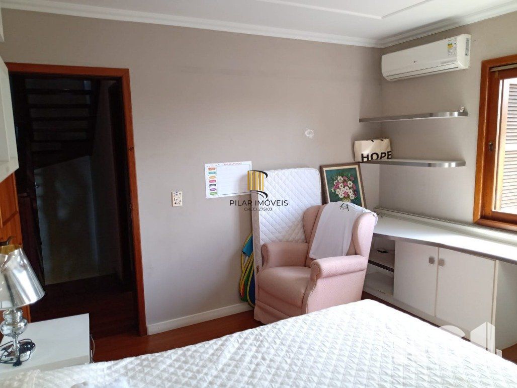 Casa 4 dormitórios no bairro Jardim Itu
