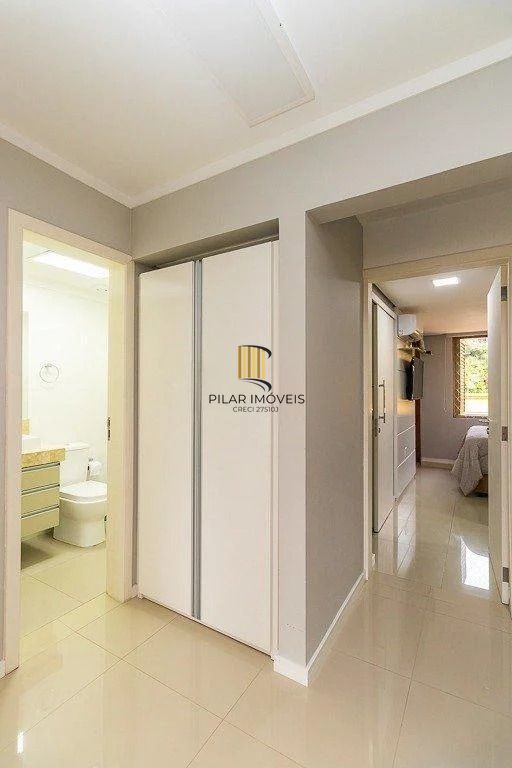 Casa em condomínio com 4 quartos, 2 suítes e 2 vagas à - Jardim Sabara