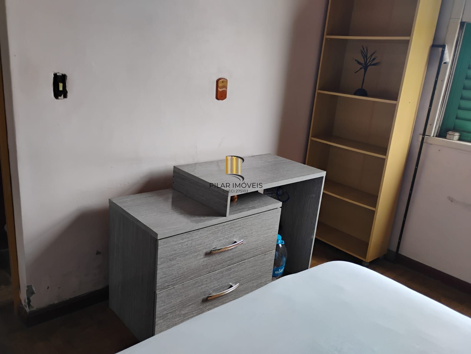 Apartamento 2 dormitórios, 67m², amplo e bem localizado na Av. Assis Brasil