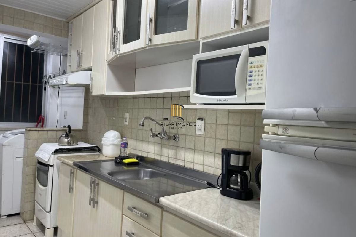Apto 1 dorm mobiliado  41m², 1 Vaga Coberta - Partenon