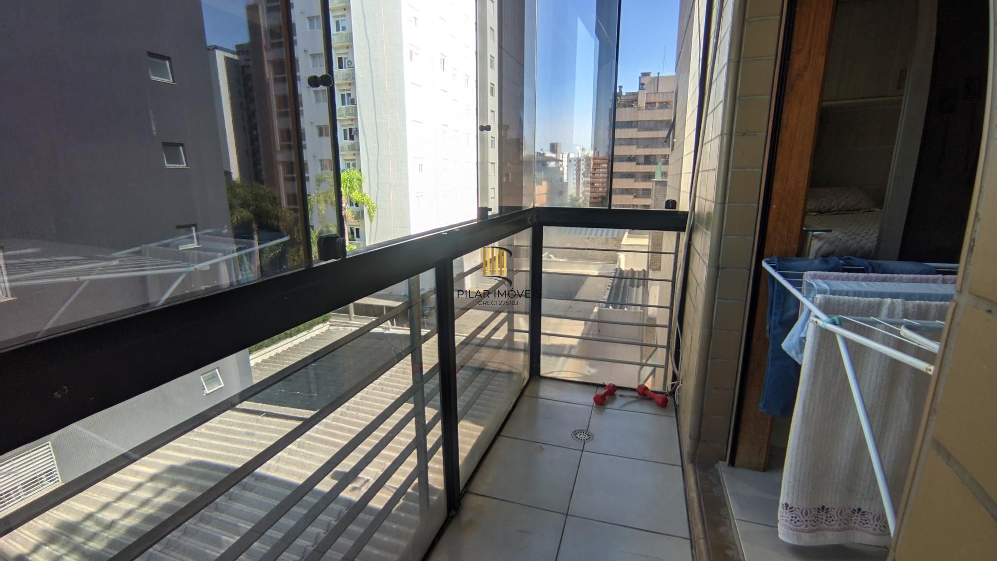 Cobertura com piscina 3 dorm, 2 vagas individuas, no bairro Petrópolis