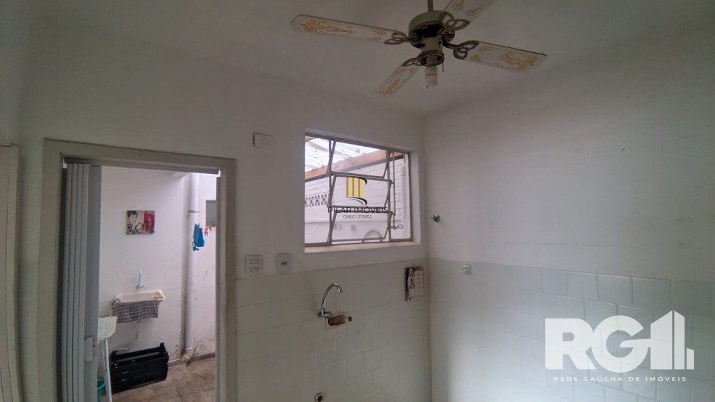 Apartamento térreo 01 dormitório, com vaga, condomínio Zeferino Dias - Sarandi