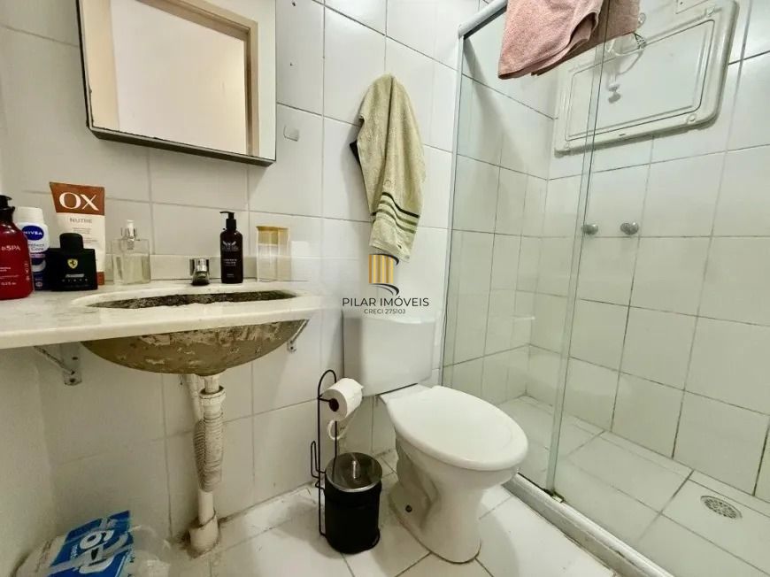 Lindo apartamento 2 dorm, 1 vaga semi mobiliado, vista livre na Ary Tarrago