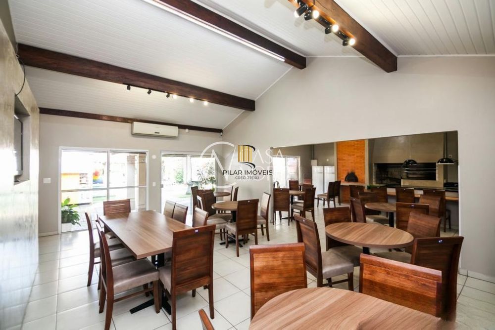 Casa com 3 dormitórios no bairro Humaitá