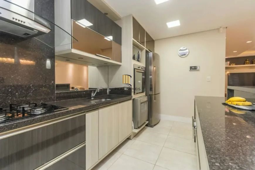 Casa Seminova 3 Dorm com Pátio e 4 Vagas no Jardim Planalto