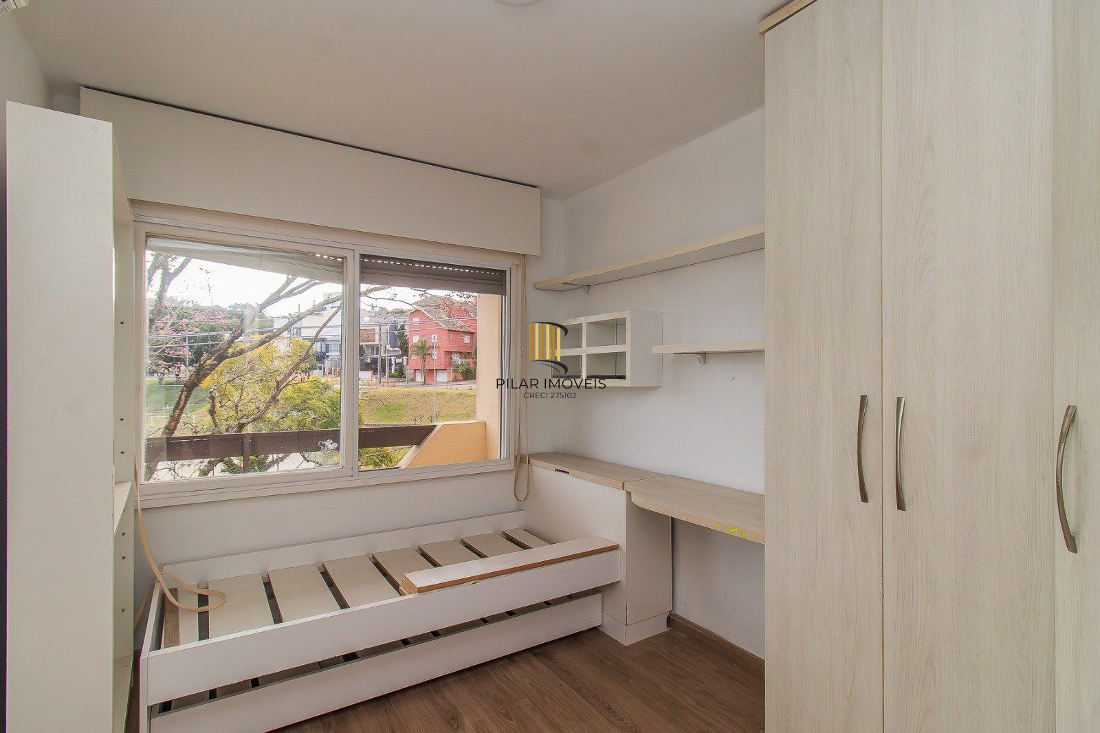 Cobertura com 2 Quartos no  Bairro Chácara das Pedras em Porto Alegre