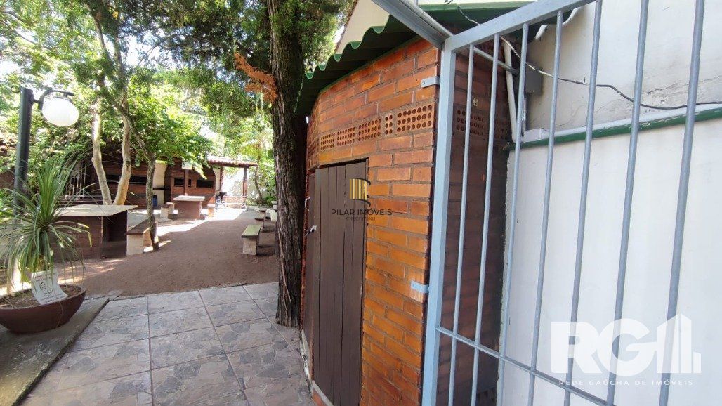 Apartamento térreo 2 dormitórios 50m² privativos. Av. Engenheiro Francisco Rodolfo Simch -Sarandi
