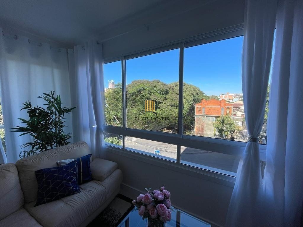 Apartamento 2 dormitórios no bairro Vila Ipiranga