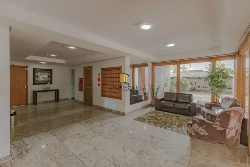 Apartamento de 4 dormitórios, sacada fechada com churrasqueira -Av. Panamericana