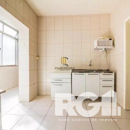 Apartamento 4 Dormitório(s) Bairro Partenon