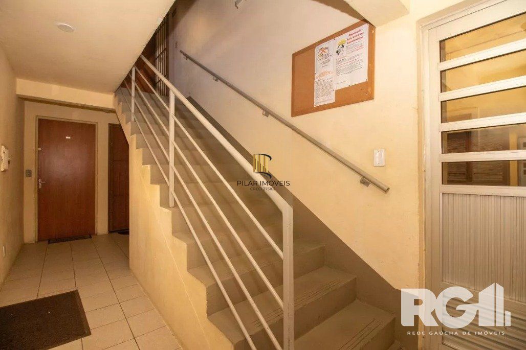 Apartamento 2 dormitórios no bairro Rubem Berta