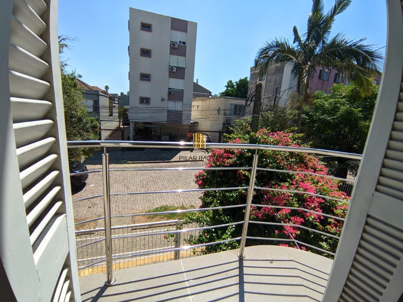 Casa com 3  Dormitórios, sacada e churrasqueira, no Bairro São João