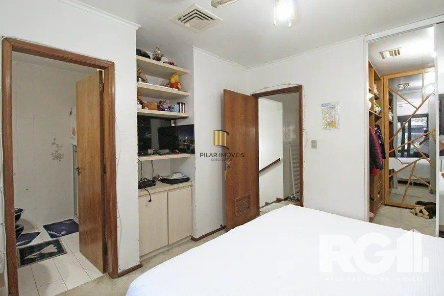Casa 3 dormitórios no bairro Vila Ipiranga
