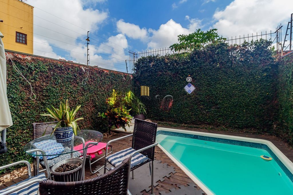 Casa 3 dormitórios no bairro Vila Ipiranga - Pilar Imóveis