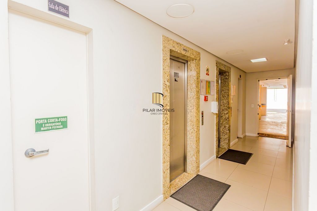 Apartamento alto padrão com 3 dorms e 2 vagas na Av. Andaraí