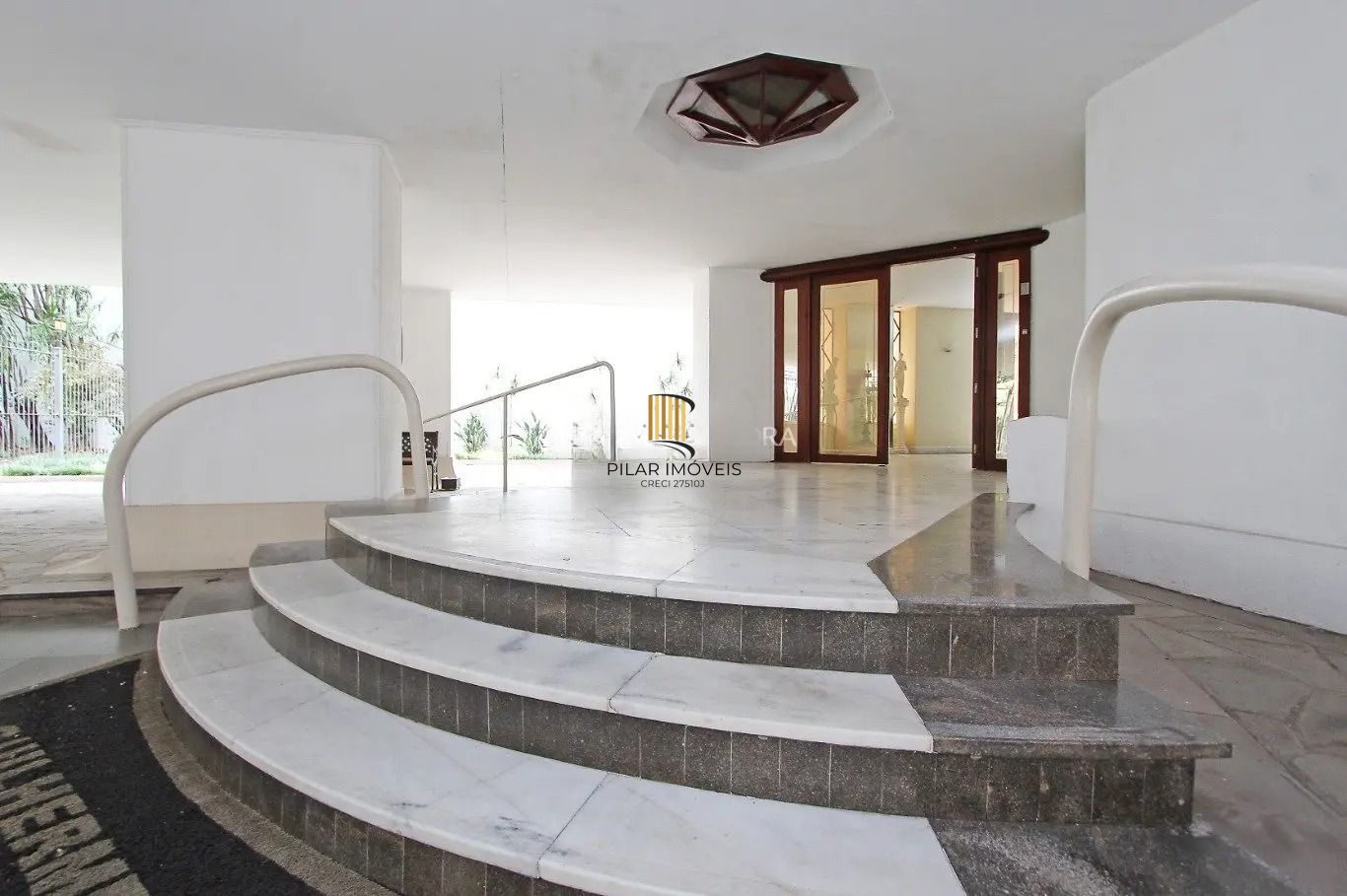 Apartamento com 3 quartos e 169m² com vista pro Guaiba, Av.  Independência, Porto Alegre.