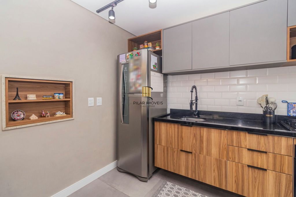 Apartamento 2 dormitórios no bairro Vila Ipiranga