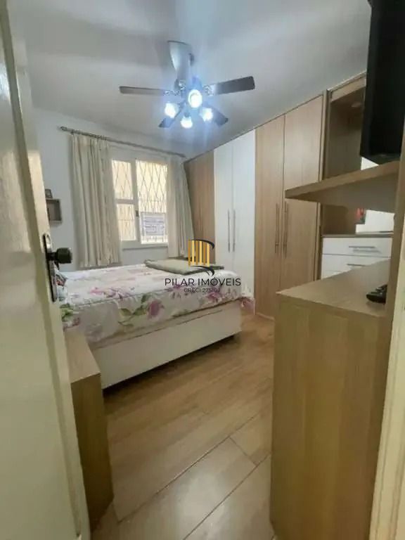 Casa térrea com 2 suítes com amplo pátio,