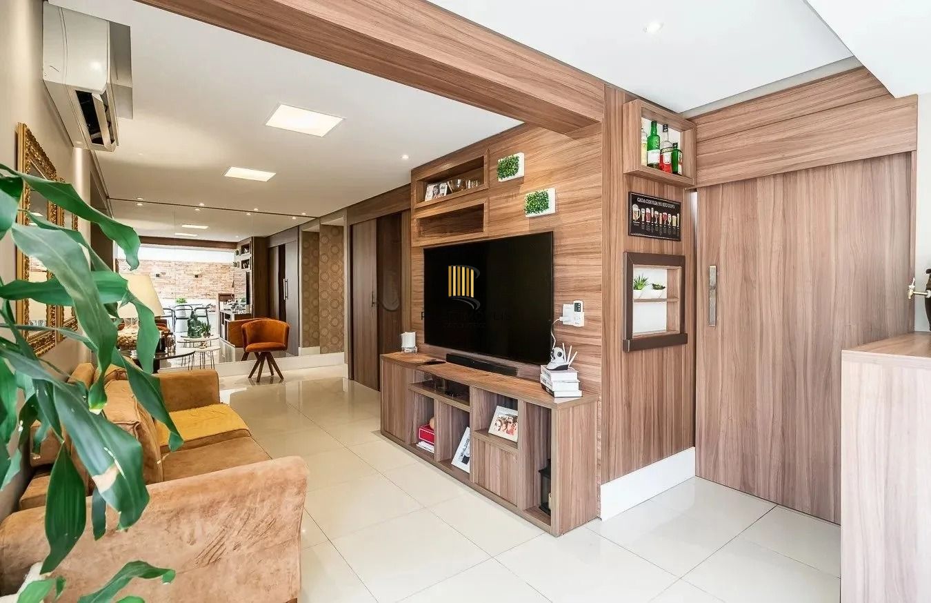 Apartamento Garden com 178,5m², PORTEIRA FECHADA, 3 quartos, 1 suíte, vaga dupla, no bairro Santana em Porto Alegre