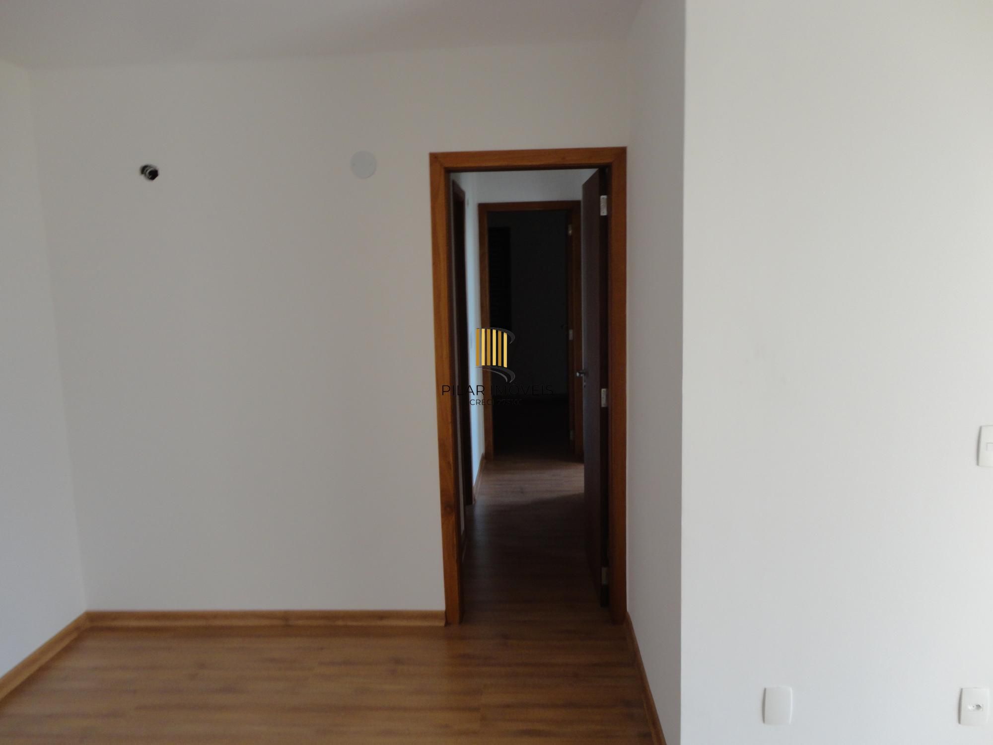 Apartamento 3 dormitórios no bairro Sarandi