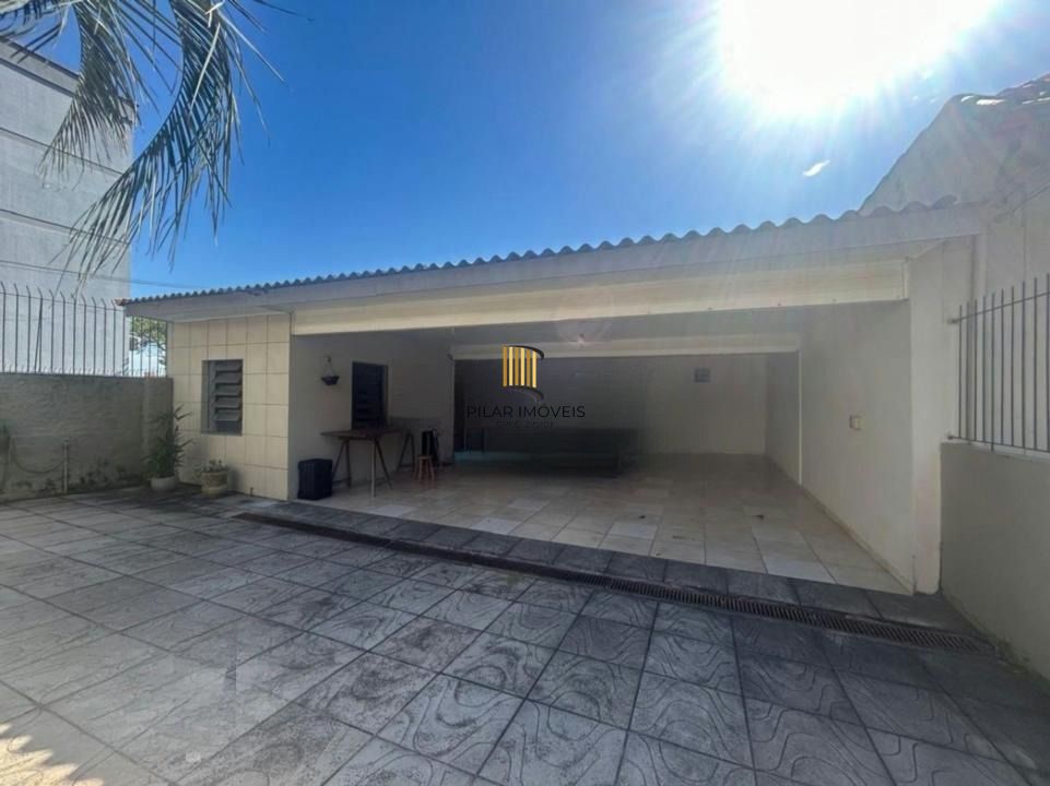 Casa ampla com 4 dormitórios e espaço gourmet no São Sebastião