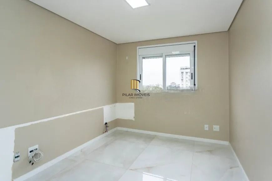 Apartamento 3 dormitórios com suíte e 2 vagas.
