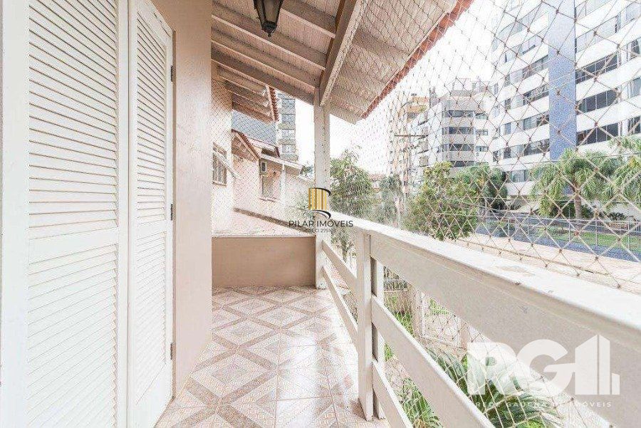 Casa 4 dormitórios no bairro Jardim Itu