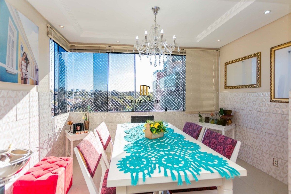 Cobertura com 3 dormitórios, terraço e 4 vagas