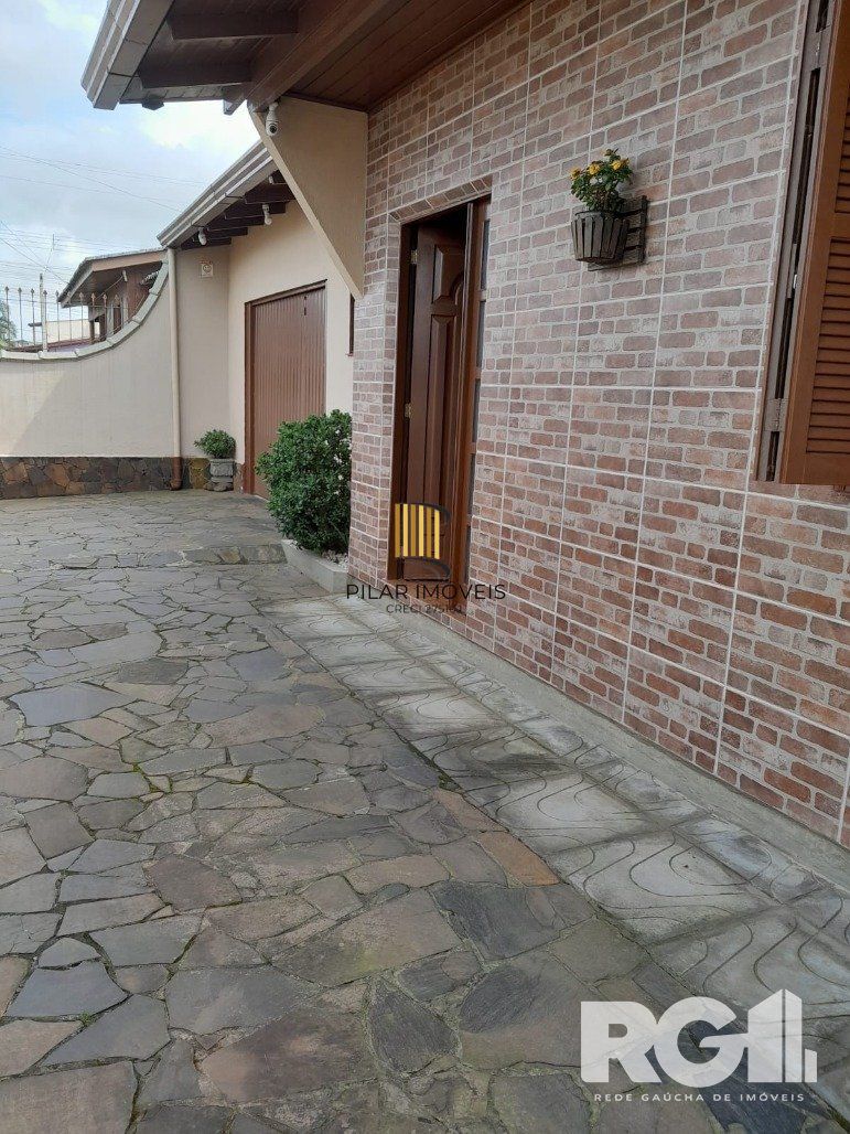 Casa 3 Dormitório(s) Bairro Sumaré