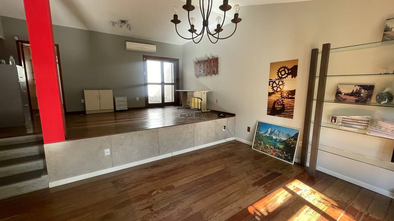 Casa 4 dormitórios no bairro Jardim Itu