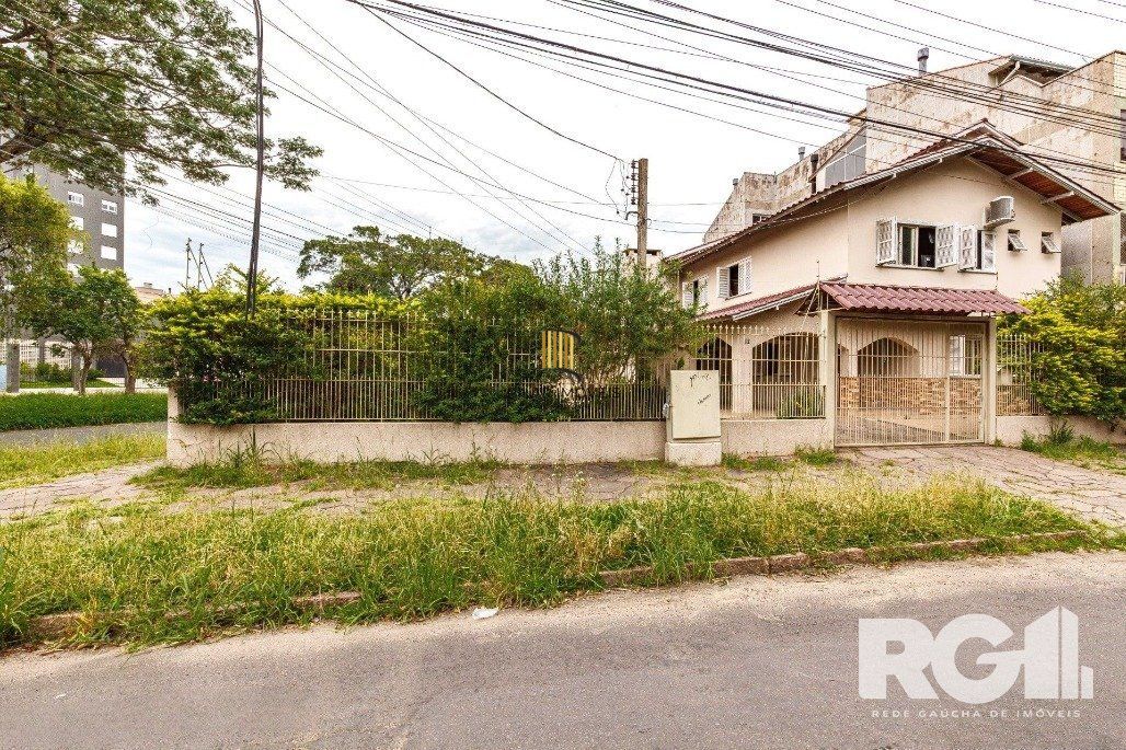 Casa 5 dormitórios no bairro Jardim Itu - Pilar Imóveis