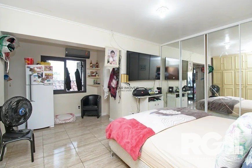 Casa 3 dormitórios no bairro Vila Ipiranga