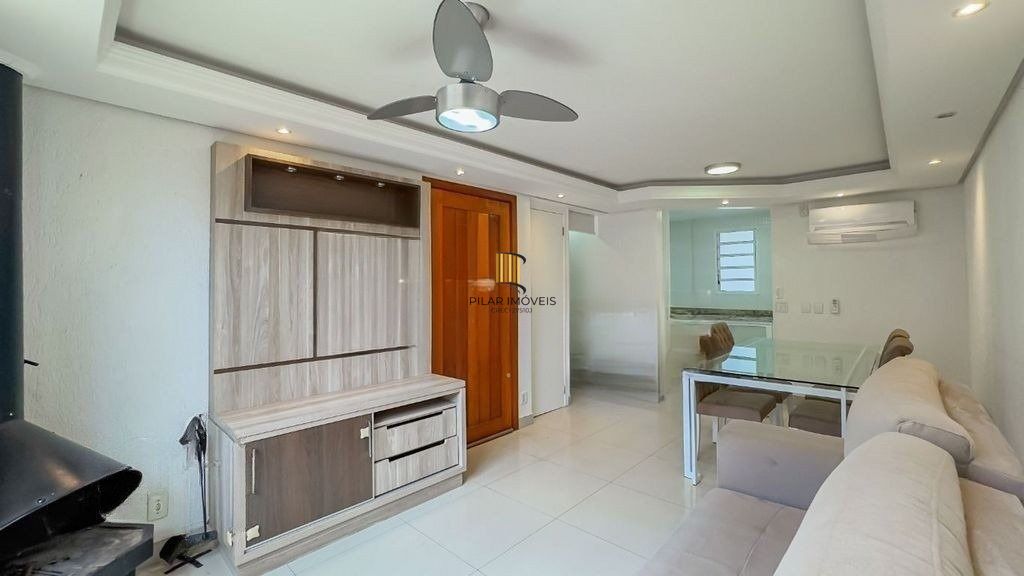 Casa de Condomínio 3 dormitórios no bairro Jardim Itu