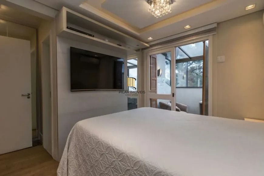 Casa Seminova 3 Dorm com Pátio e 4 Vagas no Jardim Planalto