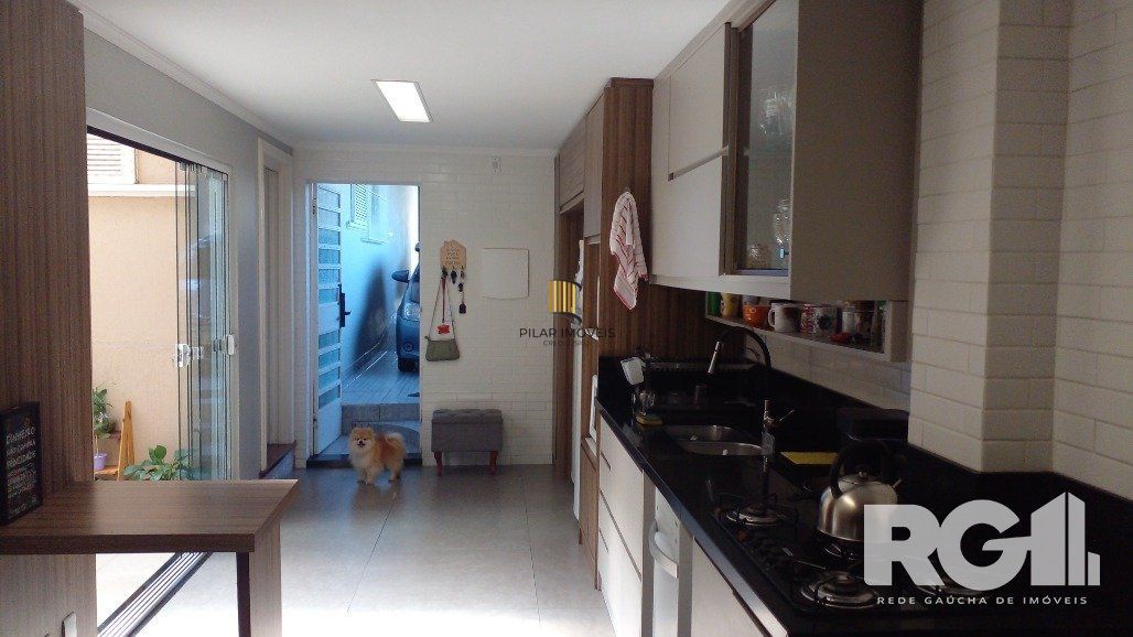 Casa 3 dormitórios no bairro Sarandi
