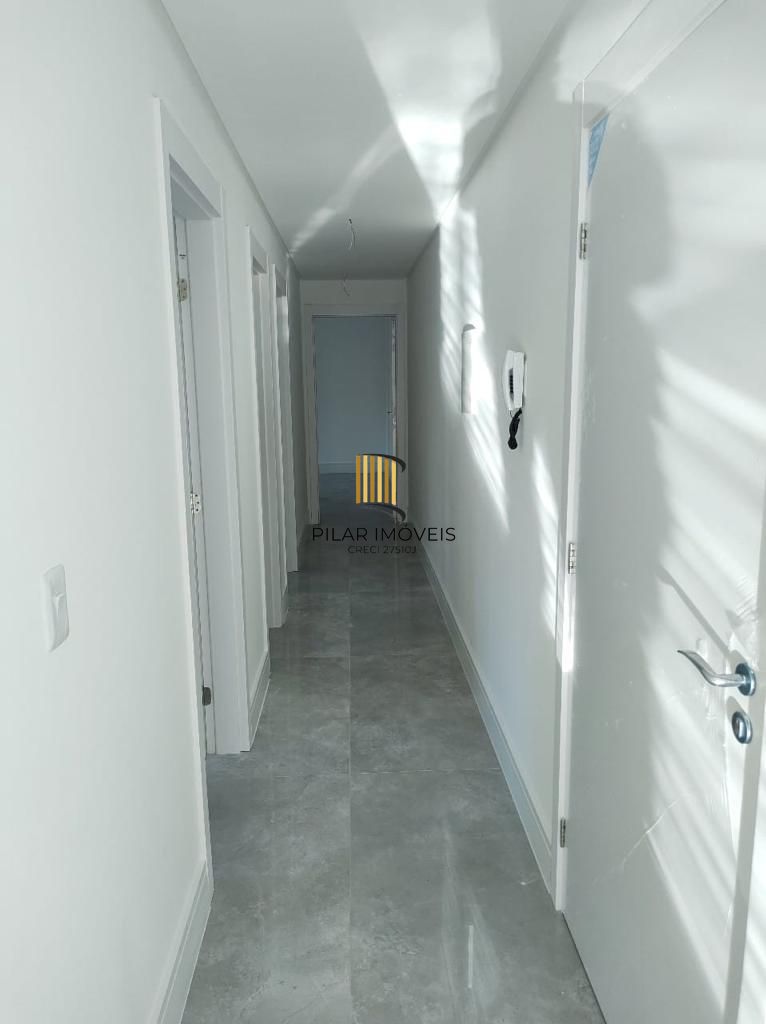 Apartamento 3 dormitórios no bairro Zona Nova