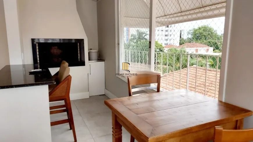 Cobertura com 3 quartos, 235² privativos,  e elevador, na Rua Coronel Bordini,  Moinhos de Vento